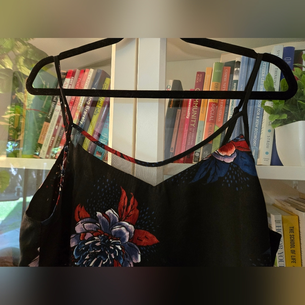 NWT Dex Black Floral Explosion Peony Camisole Sleeveless Top - Picture 8 of 12